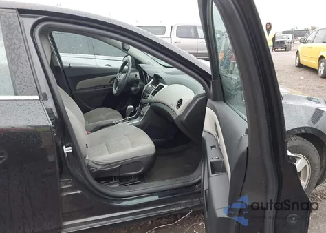 2015 Chevrolet Cruze Lt from USA, damaged, VIN 1G1PC5SB1F111165